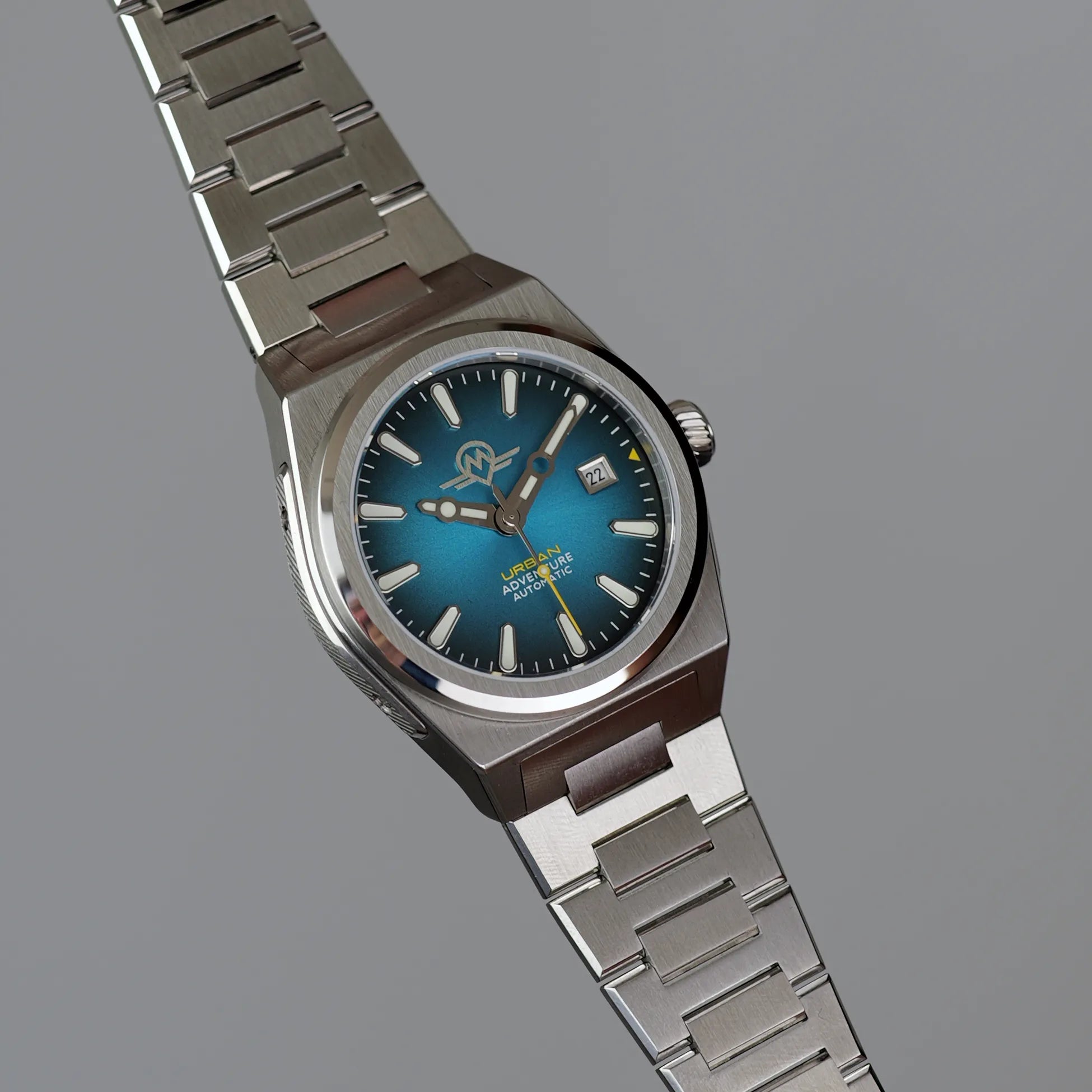 MONRO URBAN ADVENTURE MUA-A2, Automatic, 40mm Stainless Steel, Teal Dial