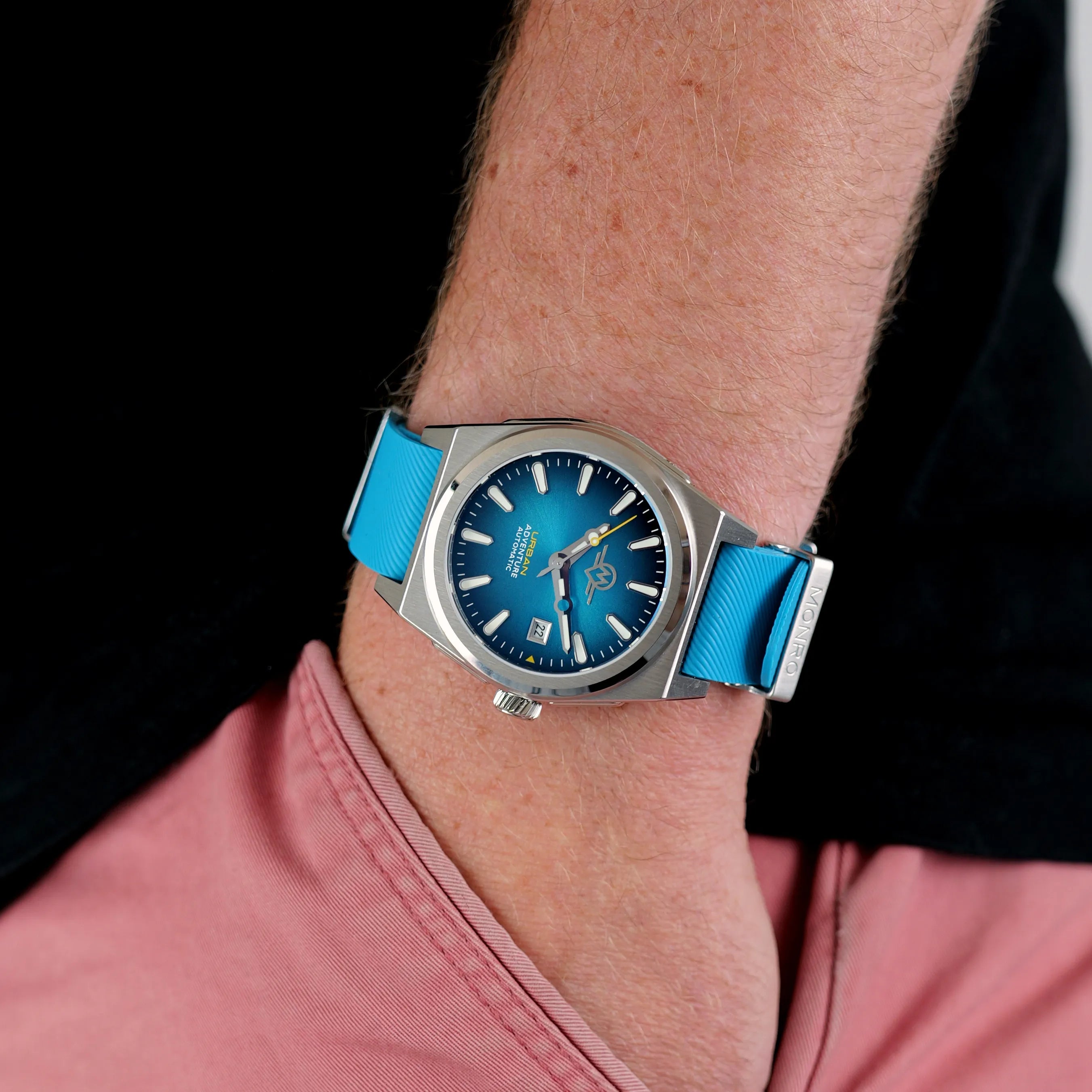 MONRO URBAN ADVENTURE MUA-A2, Automatic, 40mm Stainless Steel, Teal Dial