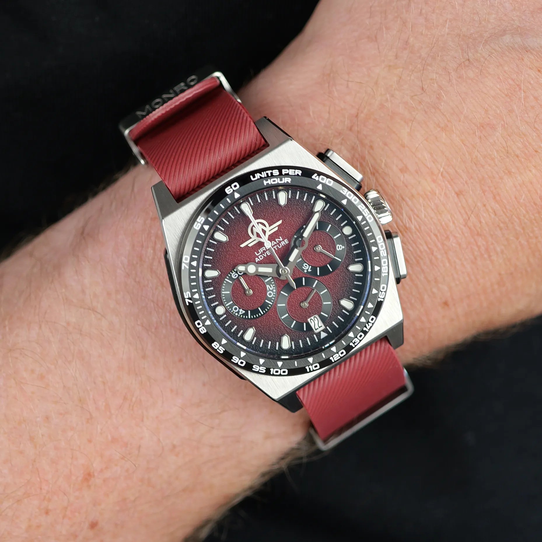 MONRO URBAN ADVENTURE MUA-C2, Mechaquartz Chronograph, 40mm Stainless Steel, Red Dial