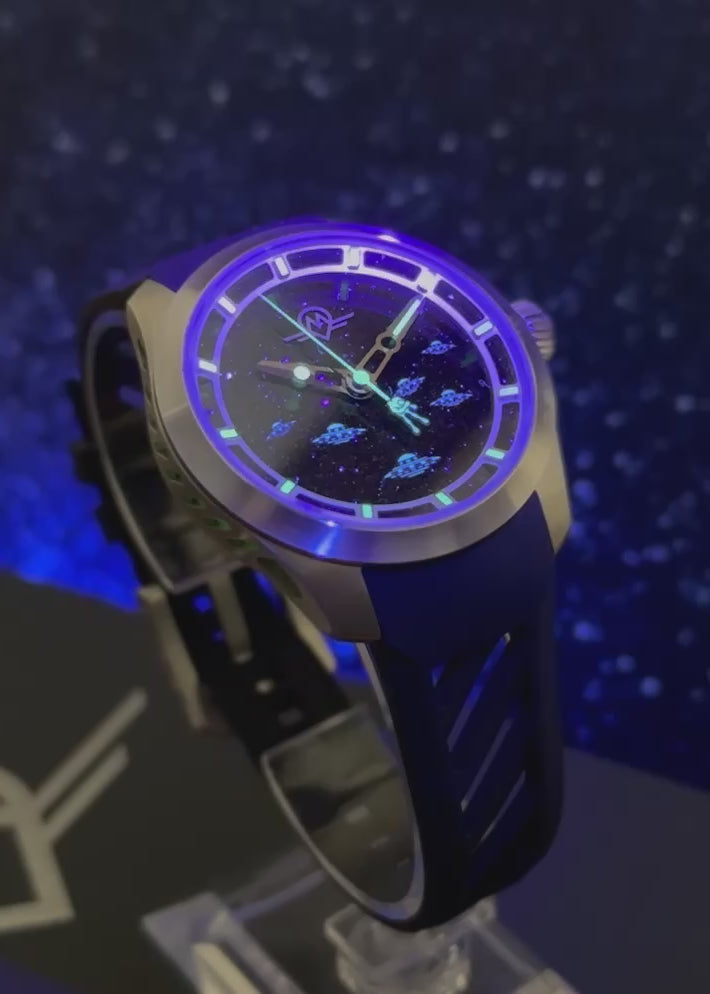 MONRO LUNA ADVENTURE MLA-WCP WE COME IN PEACE, 9039 Automatic Watch, 39mm EPDM Rubber